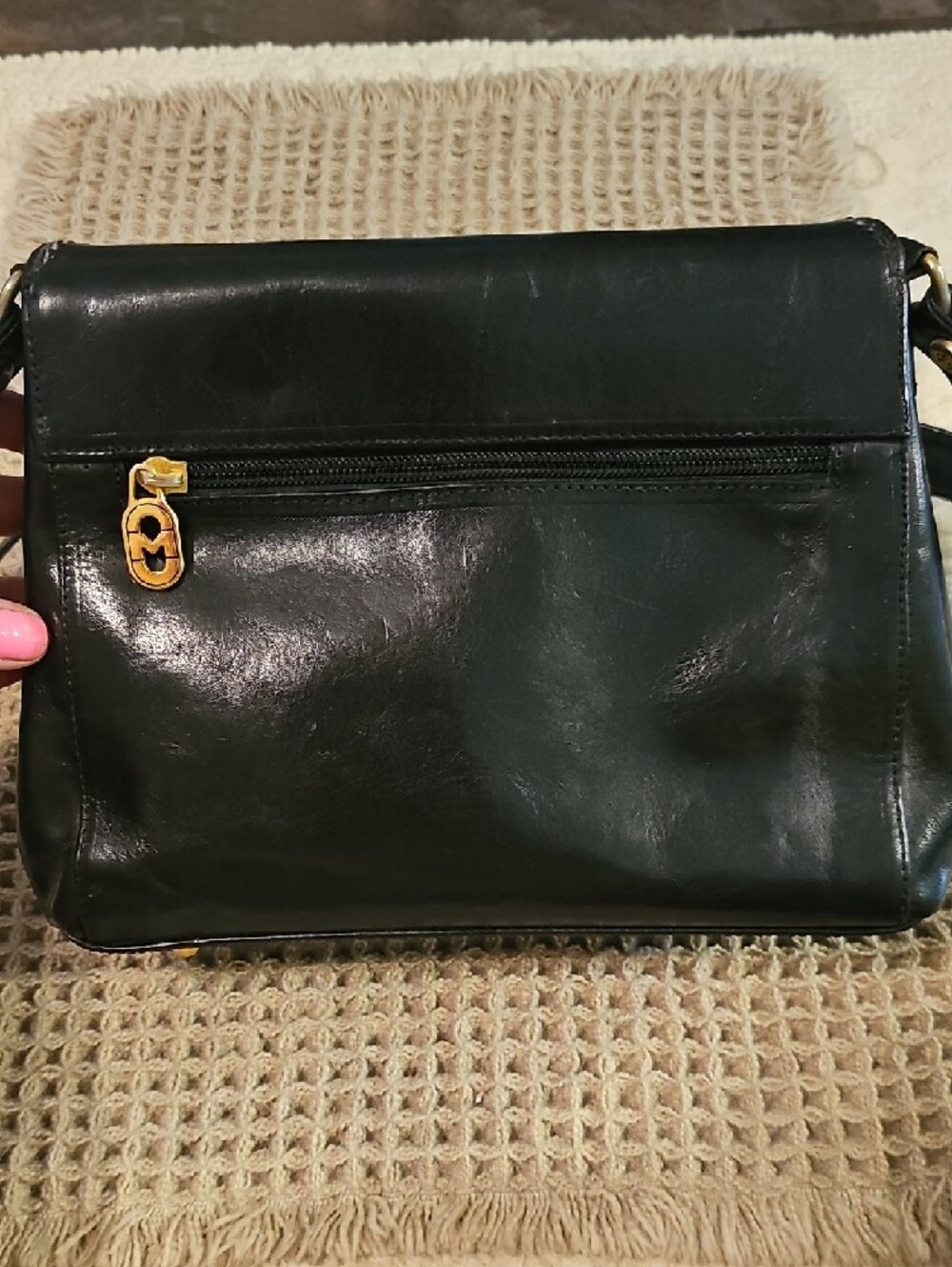 Marino Orlandi Black Leather Crossbody with Gold-Tone Lock - Picture 2 of 8